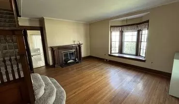 4 of 19 487 Andover St House for rent in Lowell, MA