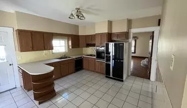 2 of 19 487 Andover St House for rent in Lowell, MA