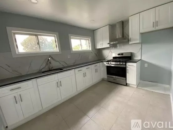 359 Delaware Ave Apartment for rent in Paterson, NJ