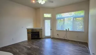 4 of 18 11570 Stone Ave Unit 103 N Apartment for rent in Seattle, WA