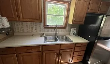 2 of 12 40 Hemlock St House for rent in Leicester, MA