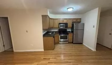 2 of 6 4056 N California Ave Unit 2C Apartment for rent in Chicago, IL