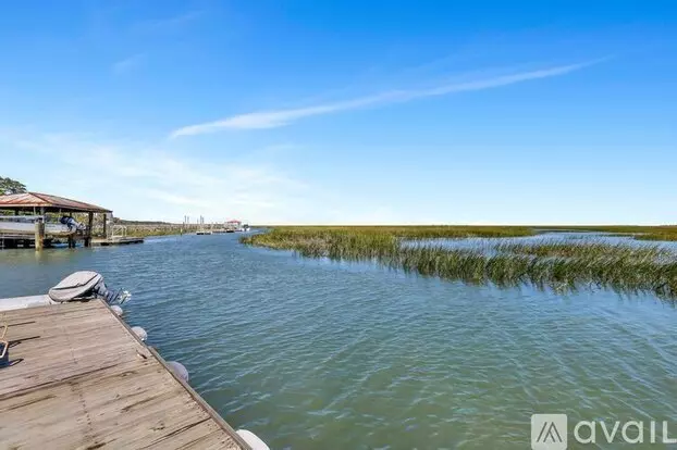 2314 East Blvd Apartment for rent in Savannah, GA