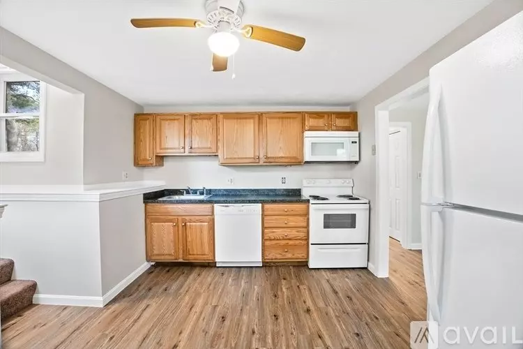 60 Phillips St Unit 3-1 Apartment for rent in Attleboro, MA