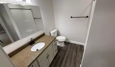 4 of 25 4932 Norwood St Unit 1 Apartment for rent in Duluth, MN