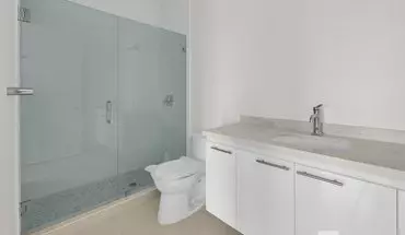 3 of 8 530 SW 11 Th Ave Unit 1 Apartment for rent in Miami, FL