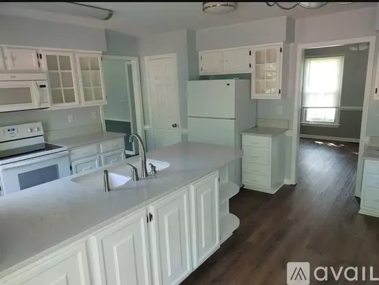 4916 Brookeway Dr Apartment for rent in Virginia Beach, VA