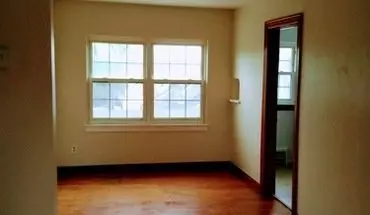 5 of 8 2392 Wooster Rd House for rent in Rocky River, OH