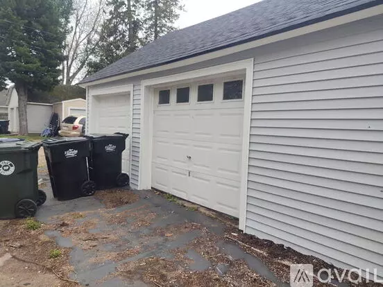 411 S 10th St Unit Garage Apartment for rent in Escanaba, MI 411 S 10th St Unit Garage Apartment for rent in Escanaba, MI