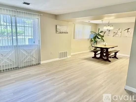 5 Louisburg Sq Apartment for rent in Nashua, NH 5 Louisburg Sq Apartment for rent in Nashua, NH