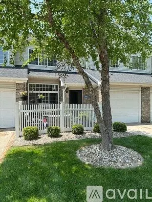 8392 Enclave Blvd Unit 15 Apartment for rent in Fishers, IN