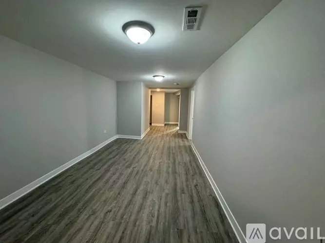 6830 S Michigan Ave Unit Unit Apartment for rent in Chicago, IL