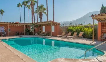 4 of 17 2400 N Junipero Ave Unit 4 Apartment for rent in Palm Springs, CA