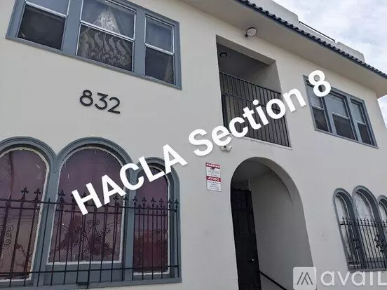 832 W Florence Ave Unit 8 Apartment for rent in Los Angeles, CA