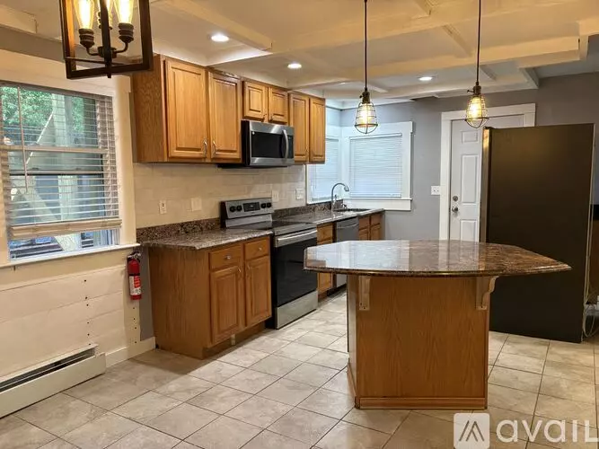84 Quinapoxet St Unit 1 Apartment for rent in Holden, MA