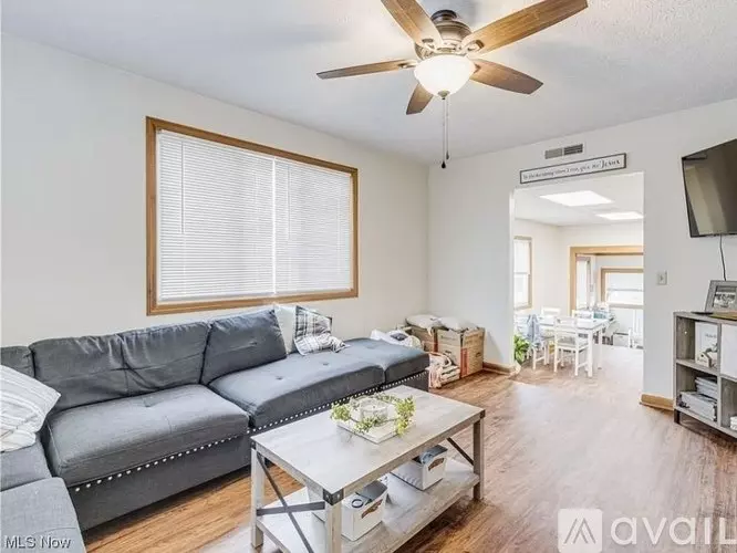 1319 Bluestone Ave Unit 2 Apartment for rent in Akron, OH