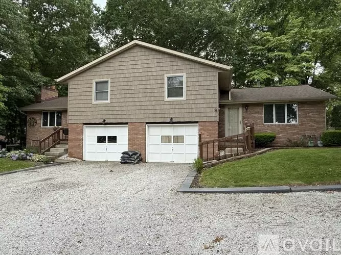 1208 Carnwise St Unit 1208 SW Apartment for rent in Canton, OH