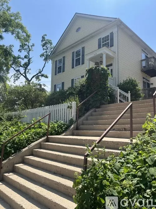 219 S 4th St Unit 3 Apartment for rent in St Charles, IL
