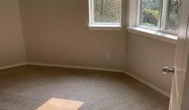 4 of 16 9090 Ravenna Ave Unit 202 NE Apartment for rent in Seattle, WA