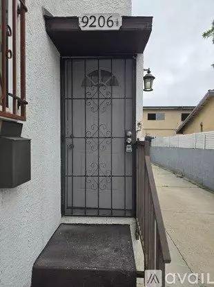 9206 S Hoover St Unit 3/4 Apartment for rent in Los Angeles, CA