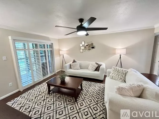 8260 E Arabian Trl Unit 262 Apartment for rent in Scottsdale, AZ