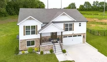 2 of 27 4014 Nature Walk Trl House for rent in Jeffersonville, IN
