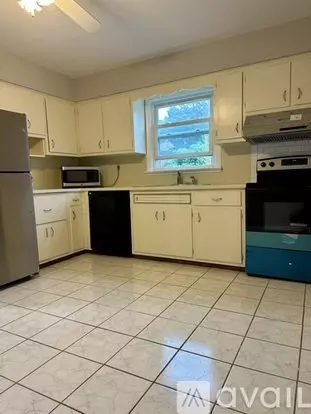 107 Loring Ave Apartment for rent in Edison, NJ