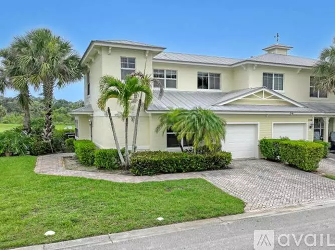 2548 Creekside Dr Unit 1 Apartment for rent in Fort Pierce, FL