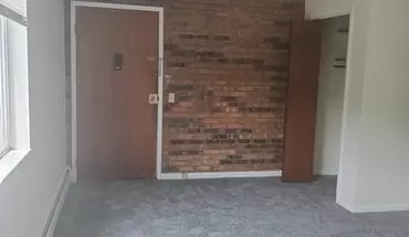 2 of 20 1920 Dallas Ave Unit 4 Apartment for rent in Cincinnati, OH