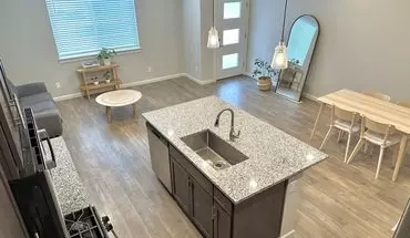 4 of 13 7718 Southeast Youngs Street, Unit Reeds Crossing - 7718 SE Youngs St Apartment for rent in Hillsboro, OR