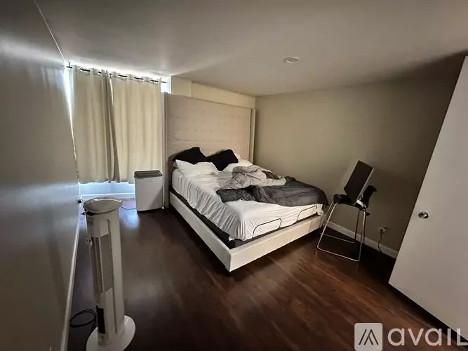 8200 E Jefferson Ave Unit 1808 Apartment for rent in Detroit, MI
