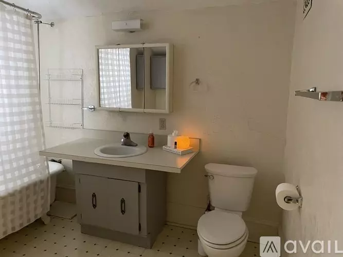 1004 2nd Ave Unit Upstairs N Apartment for rent in Great Falls, MT