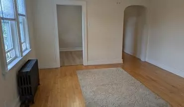 4 of 11 2825 Glenmore Ave Unit 3rd Apartment for rent in Dormont, PA