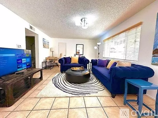 18555 Collins St Unit 1111 Apartment for rent in Los Angeles, CA