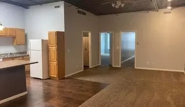 4 of 8 1609 Broadway Ave Unit 2 Apartment for rent in Mattoon, IL