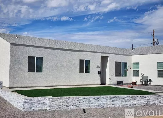 220 4th Ave Unit 1 E Apartment for rent in Buckeye, AZ 220 4th Ave Unit 1 E Apartment for rent in Buckeye, AZ