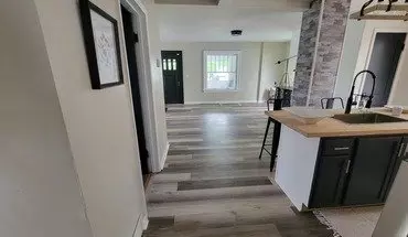 2 of 9 330 W Ashton Ave House for rent in Lima, OH