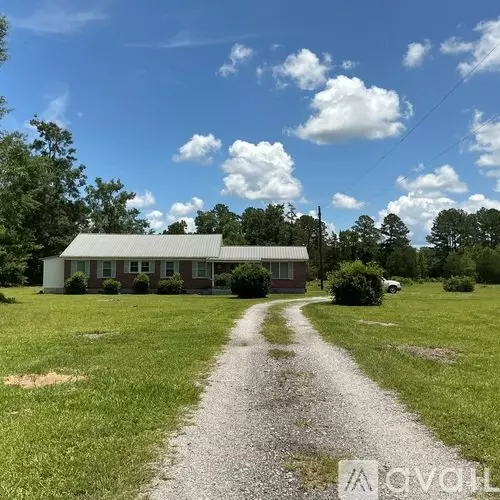 714 N Macon St House for rent in Ludowici, GA