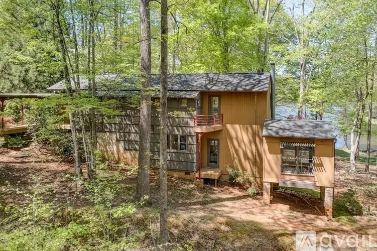 4416 Arrowhead Trl House for rent in Hillsborough, NC