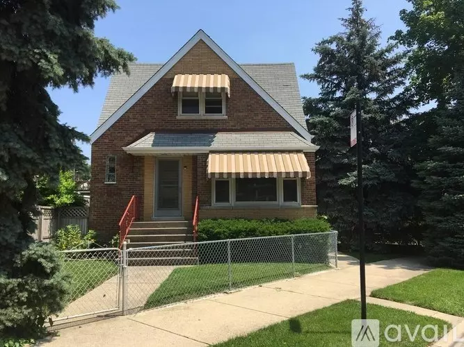 4511 N Kasson Ave Unit 1 Apartment for rent in Chicago, IL