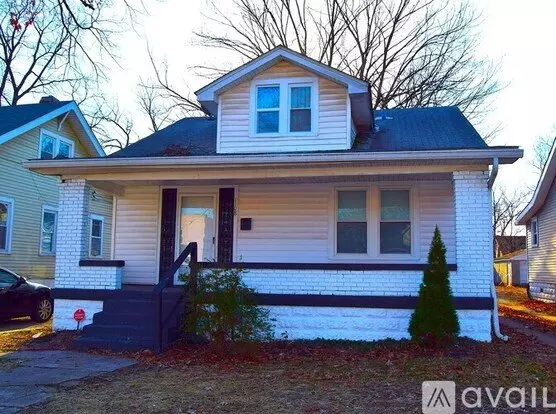 1108 Central Ave Apartment for rent in Louisville, KY