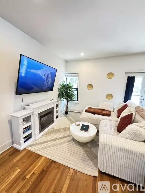 1958 W Byron St Unit 1 Apartment for rent in Chicago, IL