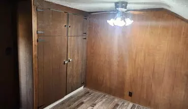 5 of 8 307 W Wisconsin Ave Unit 307 House for rent in Pewaukee, WI
