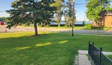 2 of 8 307 W Wisconsin Ave Unit 307 House for rent in Pewaukee, WI