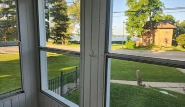 3 of 8 307 W Wisconsin Ave Unit 307 House for rent in Pewaukee, WI