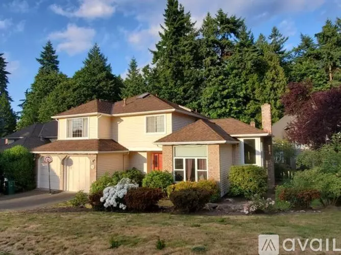 7716 149th Ave NE House for rent in Redmond, WA