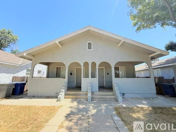 55 W 18th St Unit N/a Apartment for rent in Merced, CA