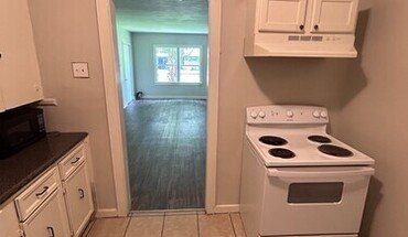 2011 Steiner St Apartment for rent in Mobile, AL