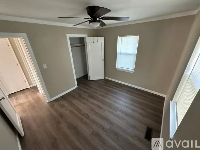 1017 N 14th St House for rent in Enid, OK