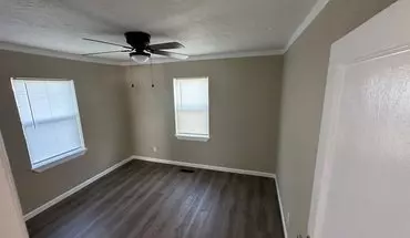 2 of 19 1017 N 14th St House for rent in Enid, OK